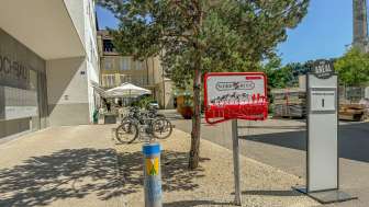 Public bicycle pump & tool Neuhausen Public bicycle pump & tool Neuhausen