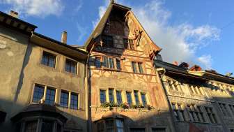Steinamrhein altstadt fassaden fassadenmalereien november spaetherbst (1)